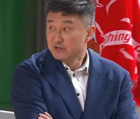 开云官方网站-领先18分被逆转！广东2分惜败新疆，胡明轩绝杀遗憾偏出